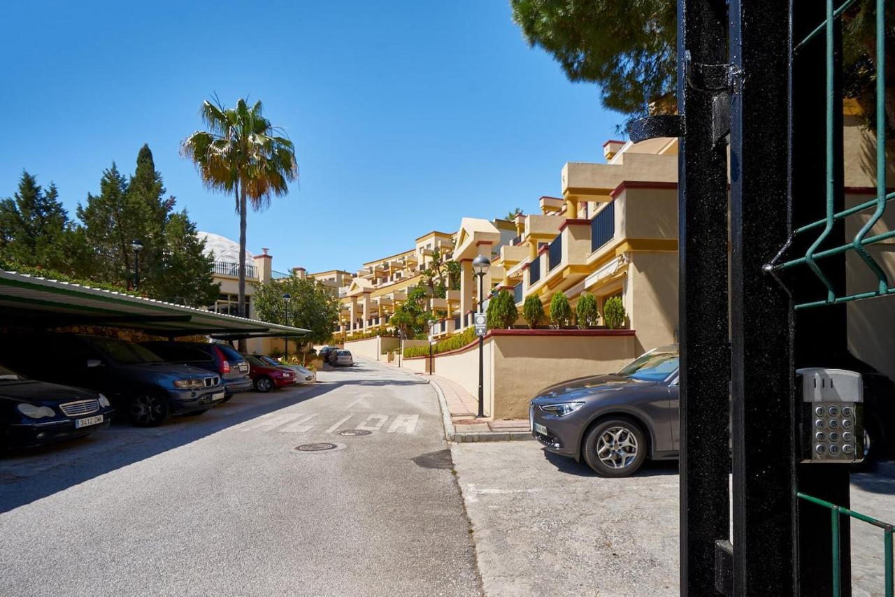 OleHolidays 616 Romana Playa junto al mar Marbella Exterior foto